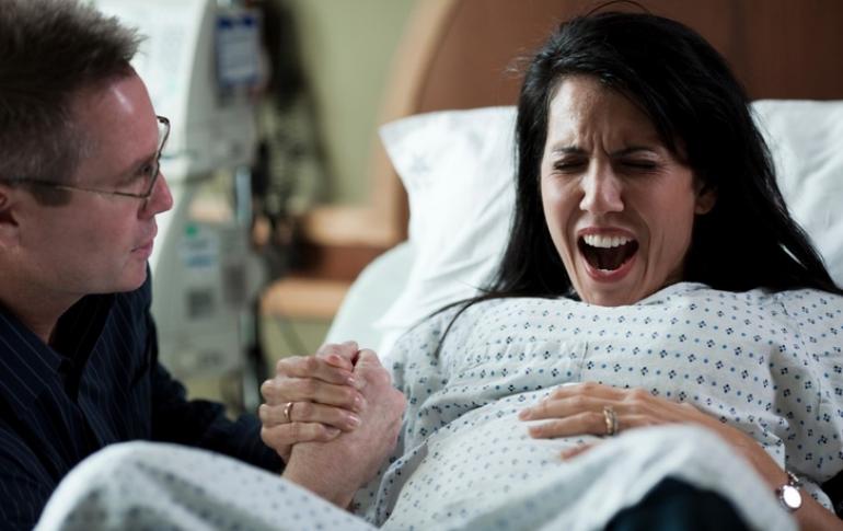 Is it painful to give birth, and how to reduce pain during childbirth