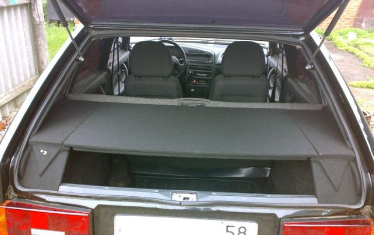 Trunk size of VAZ 2114 with seats folded